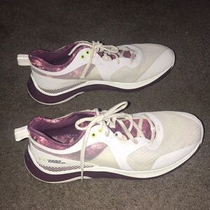 Under Armour Women's White and Purple Sneakers